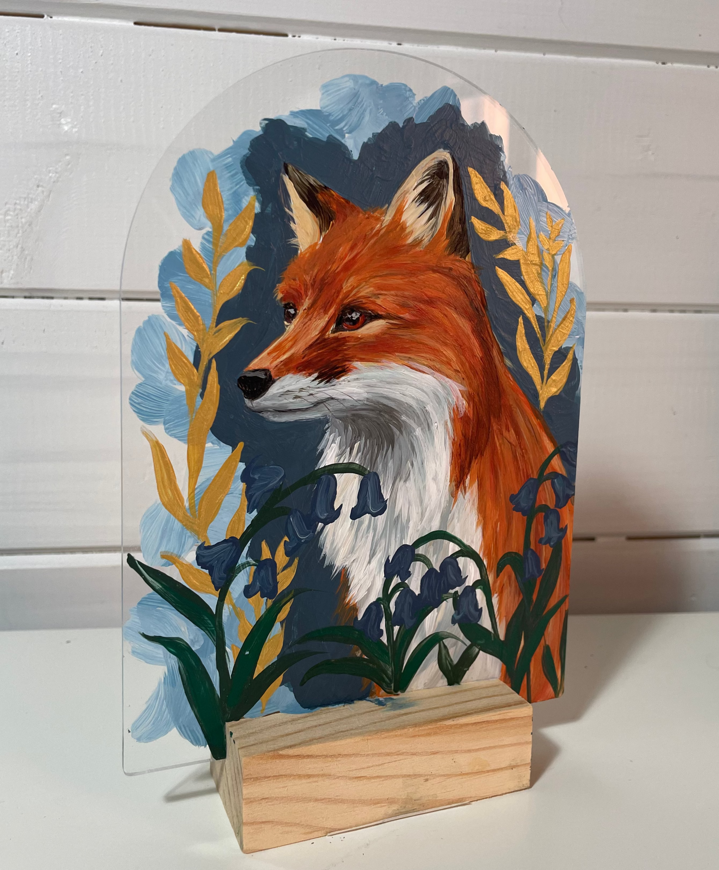 Silent Watcher – Fox Acrylic Painting on Acrylic Arch