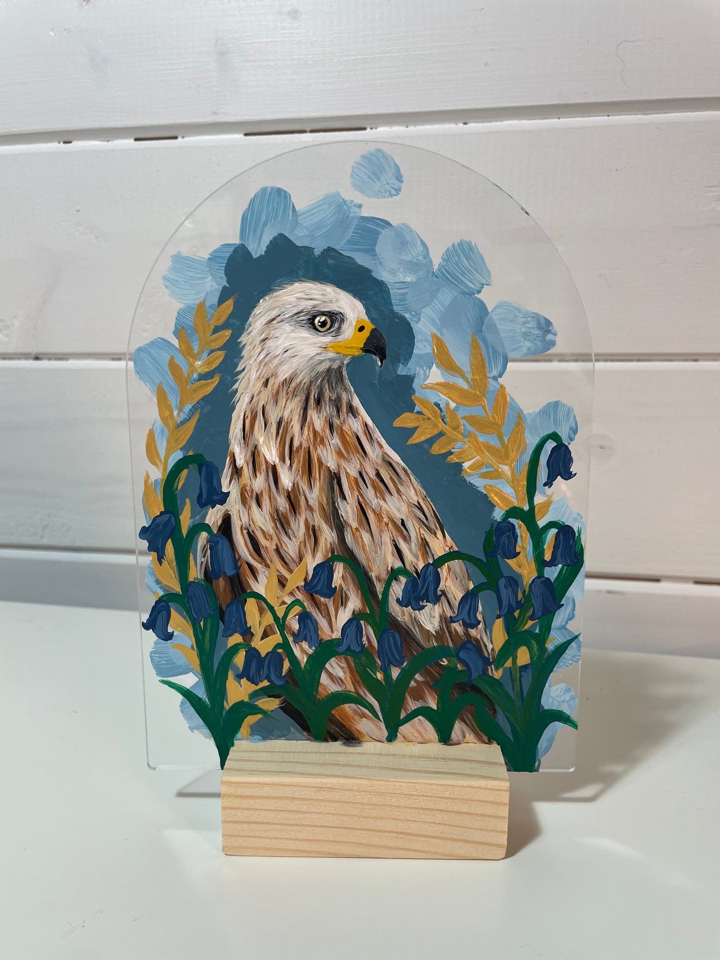 Sky Hunter – Red Kite Acrylic Painting on Acrylic Arch