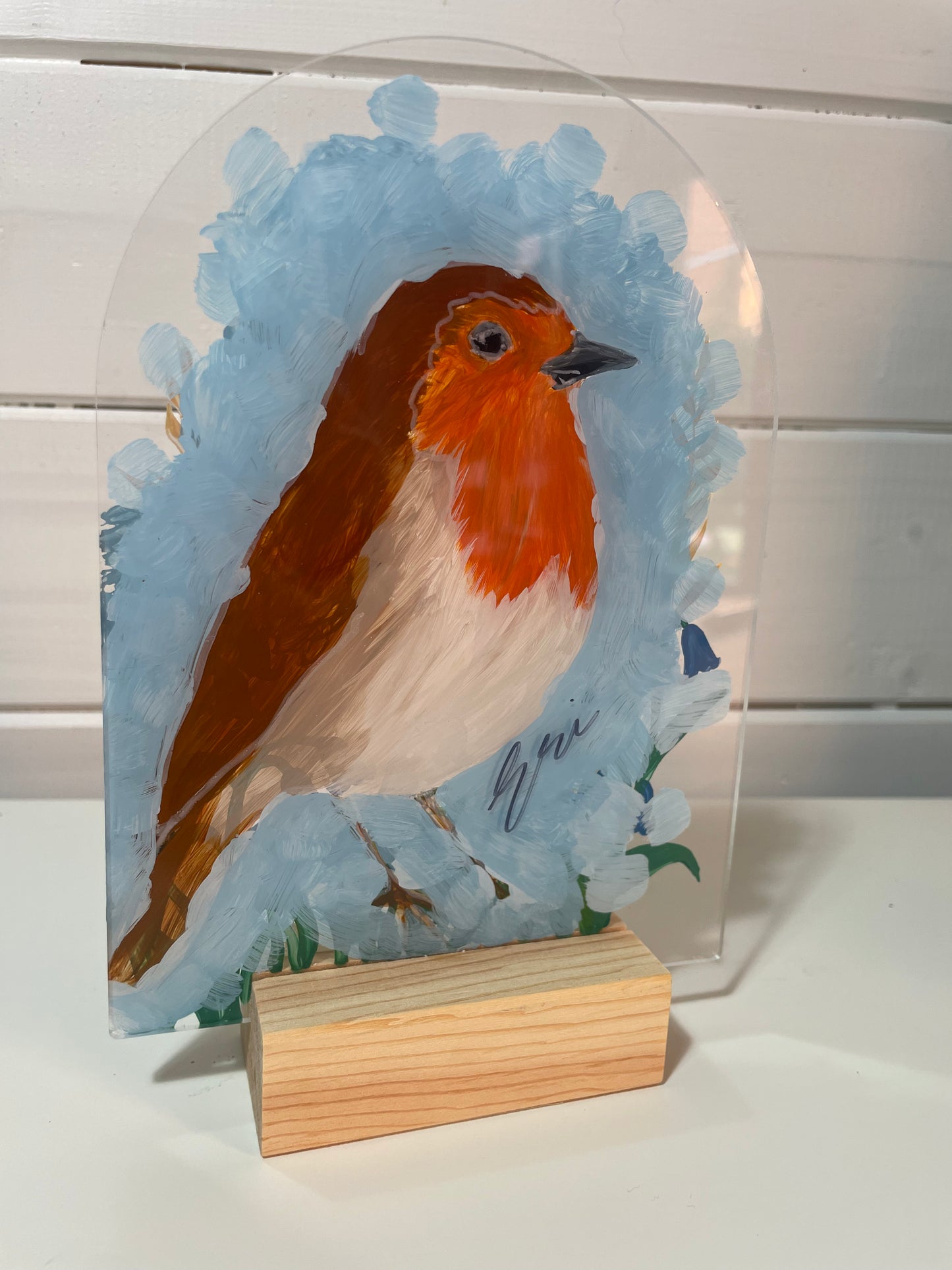 Song in Stillness – Robin Acrylic Painting on Acrylic Arch