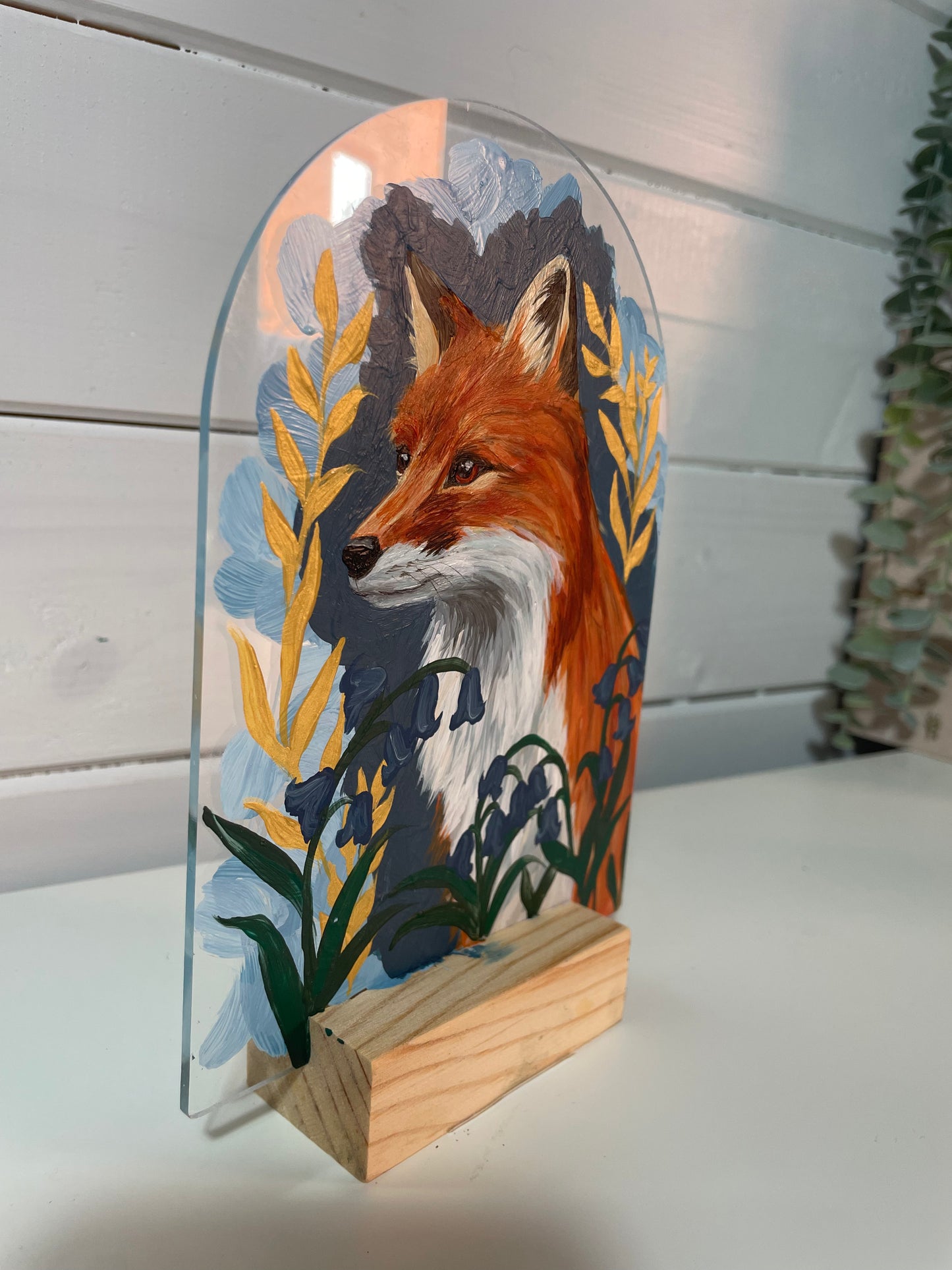 Silent Watcher – Fox Acrylic Painting on Acrylic Arch